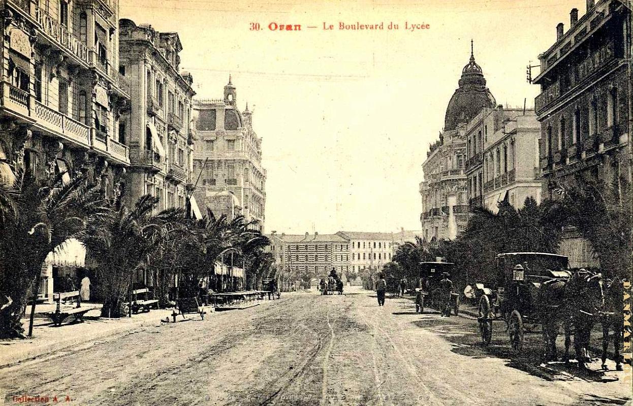 BG a- 055a- Bd Gallieni.JPG